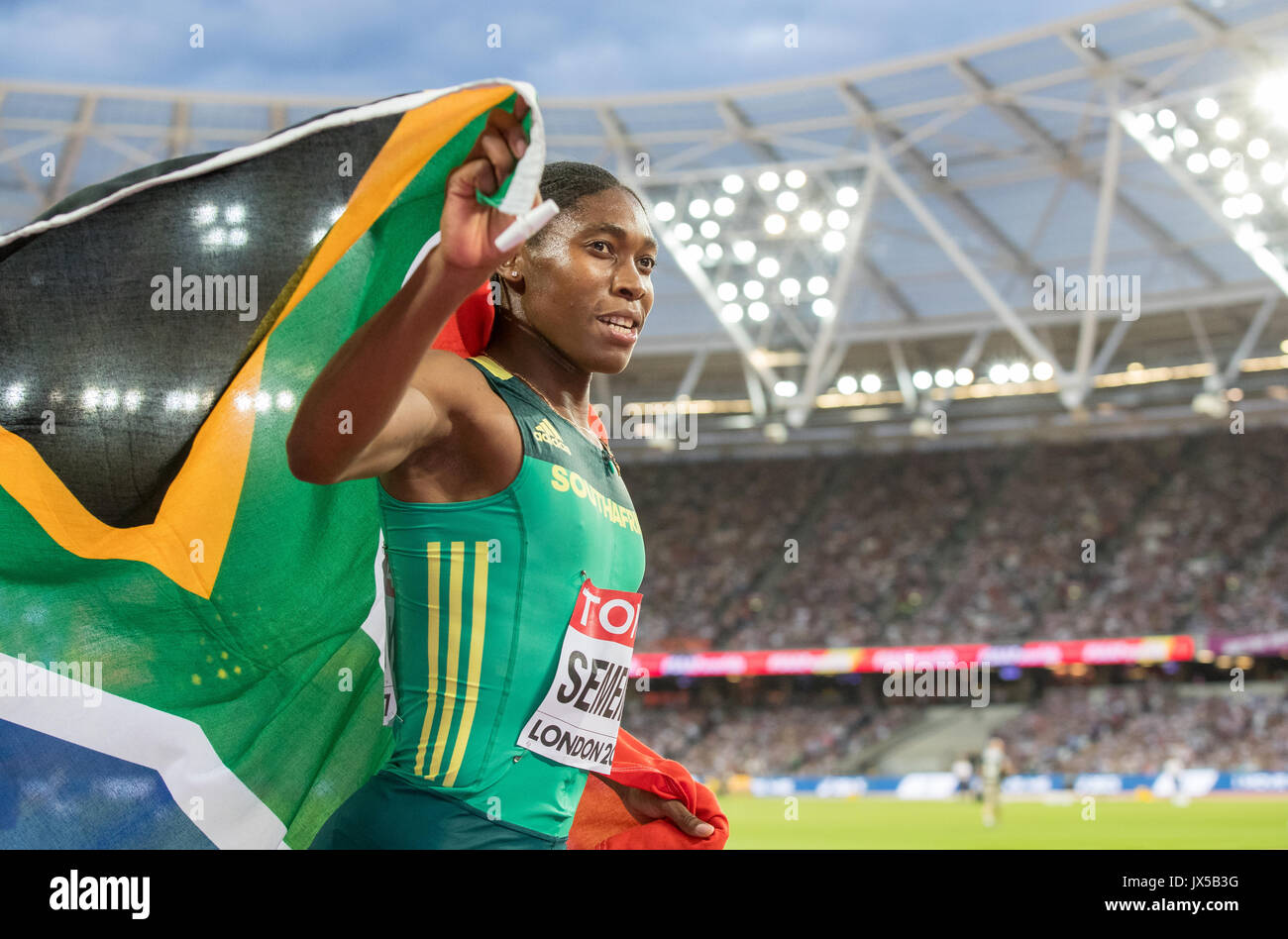 Caster Semenya aus Südafrika feiert gewinnen ihre Goldmedaille in der Frauen 800 Meter Finale während der letzte Tag der IAAF Leichtathletik WM (Tag 10) bei den Olympischen Park, London, England am 13. August 2017. Foto von Andy Rowland/PRiME Media Bilder. Stockfoto