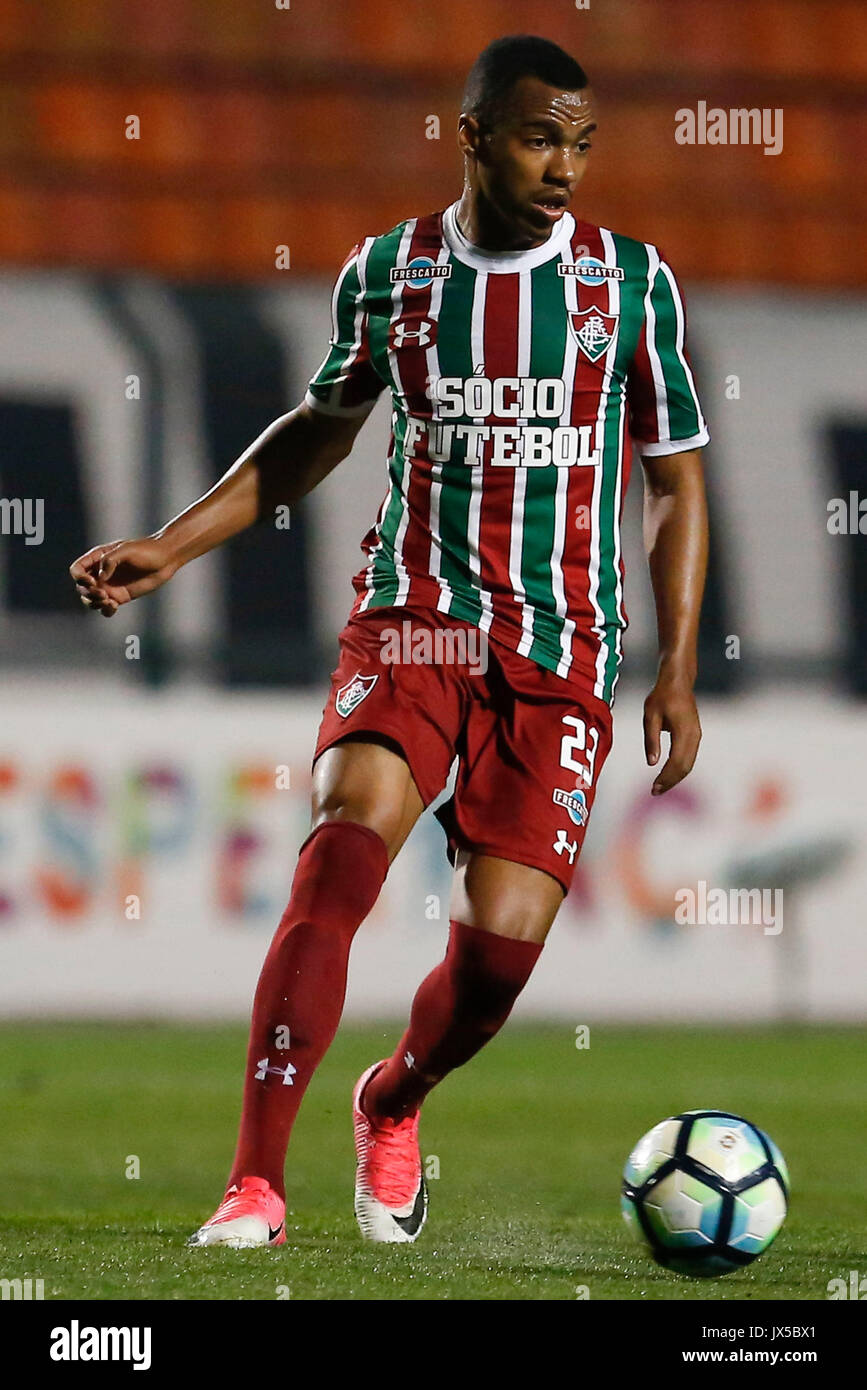 SÃO PAULO, SP - 14.08.2017: SANTOS X FLUMINENSE - Marlon Freitas während des Spiels zwischen Santos und Fluminense am Paulo Machado de Carvalho Stadion Estádio do Pacaembu in der Westzone von São Paulo entfernt. Das gleiche gilt für die 20. Runde der England 2017. (Foto: Marco Galvão/Fotoarena) Stockfoto