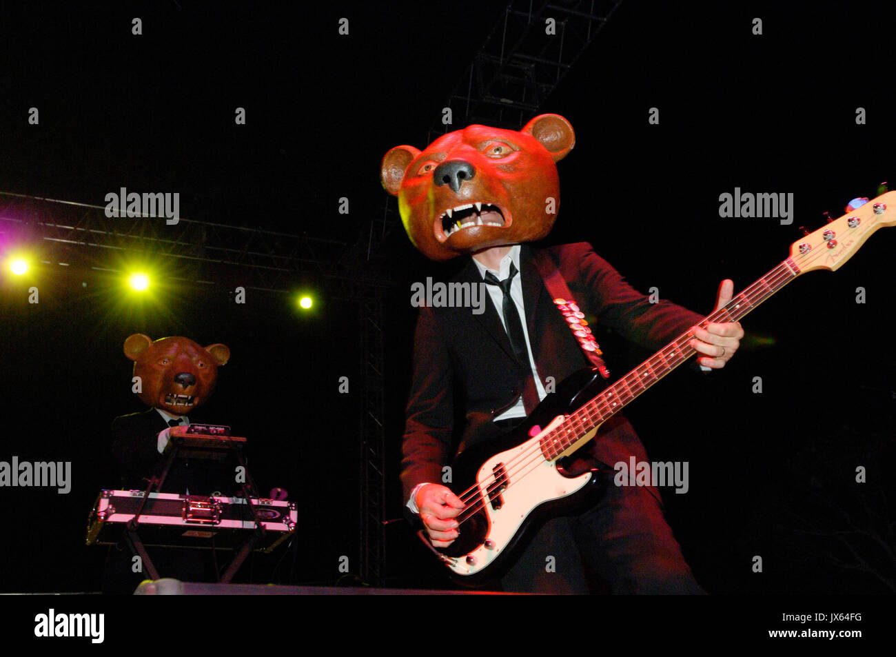 Schwedische alternative rock Gruppe Teddybears führt 2. Jährliche LA wöchentliche Umweg Music Festival Oktober 6,2007 Los Angeles, Kalifornien. Stockfoto