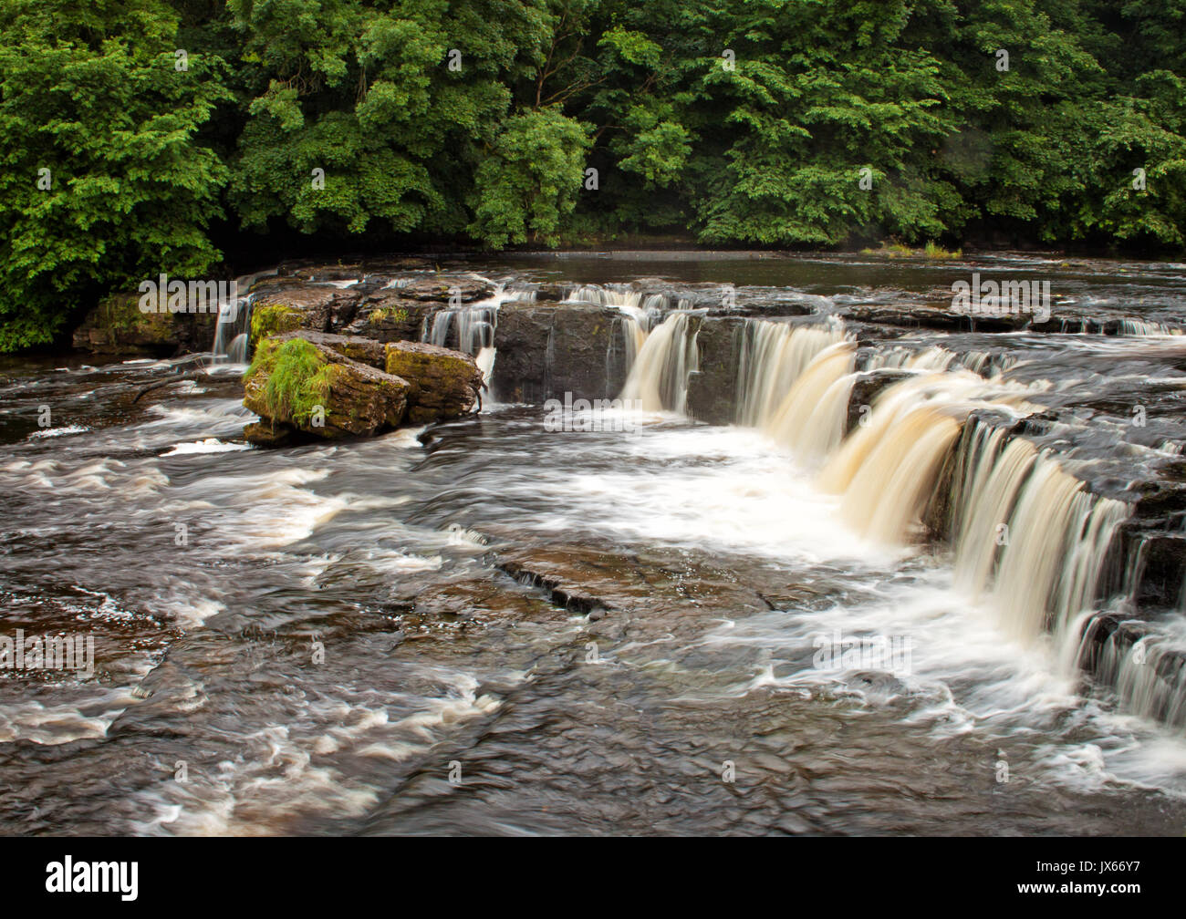 Über dem Höheren fällt bei Aysgarth Stockfoto