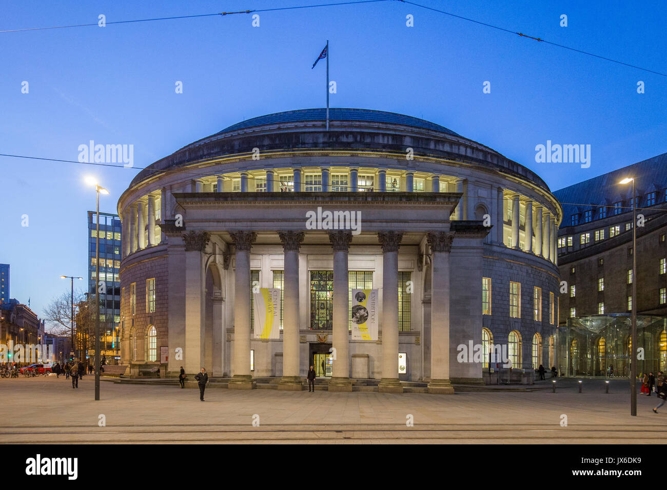 Manchester Central Library - der Hauptsitz der Bibliothek der Stadt und Informationen Service in Manchester, England. Mit Blick auf St. Peter's Square Stockfoto
