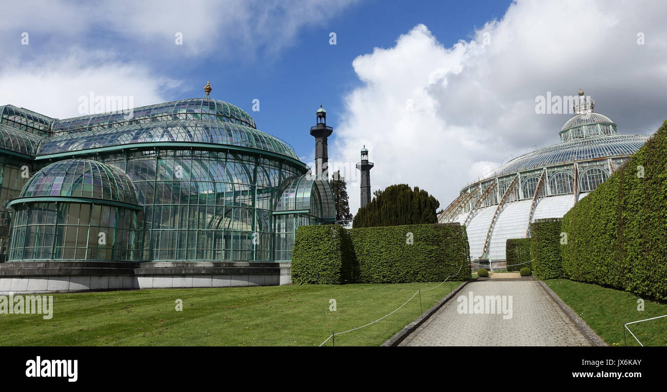 Treibhausgasemissionen über Royal Schloss Laeken bei Brüssel, Belgien DSC 07071 Stockfoto