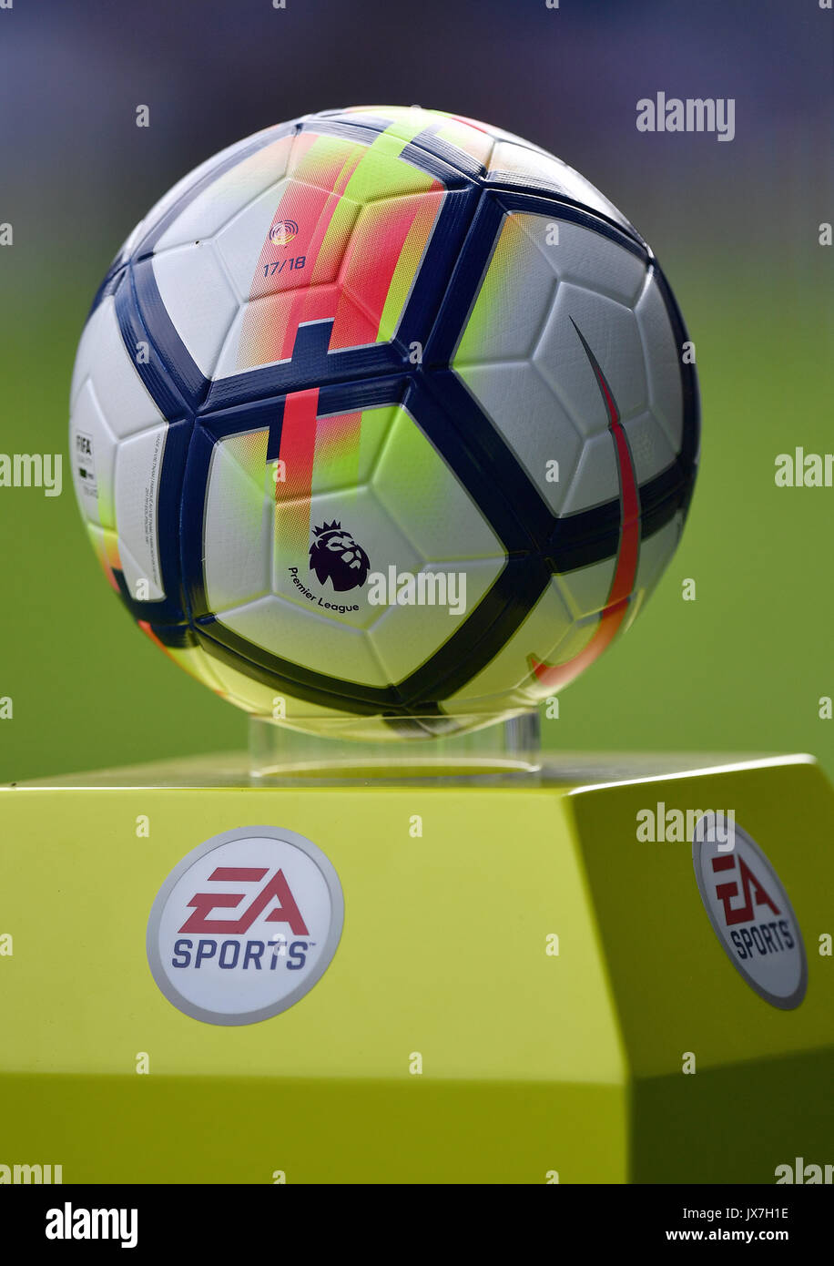 Nike football 17/18 online