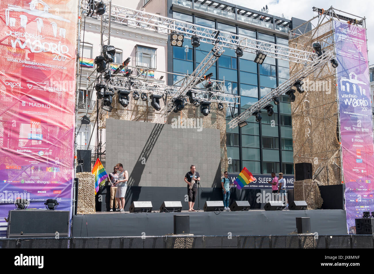 Concierto en la plaza de Pedro Zerolo en las Fiestas del Orgullo Gay. Madrid. España Stockfoto