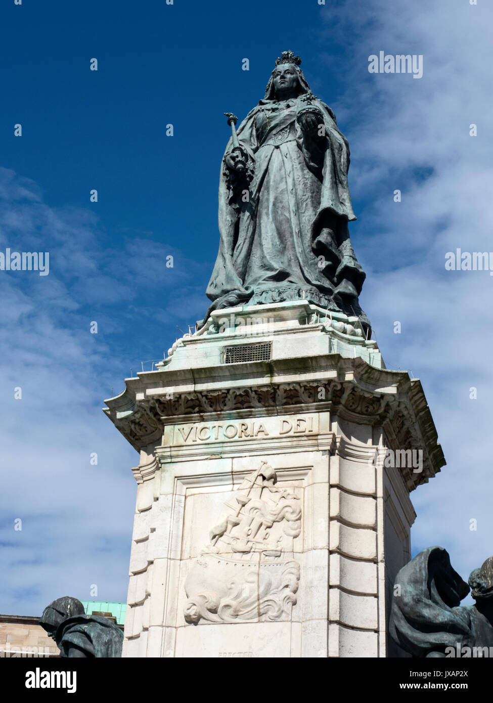 Statue von Queen Victoria Queen Victoria Square Rumpf Yorkshire England Stockfoto