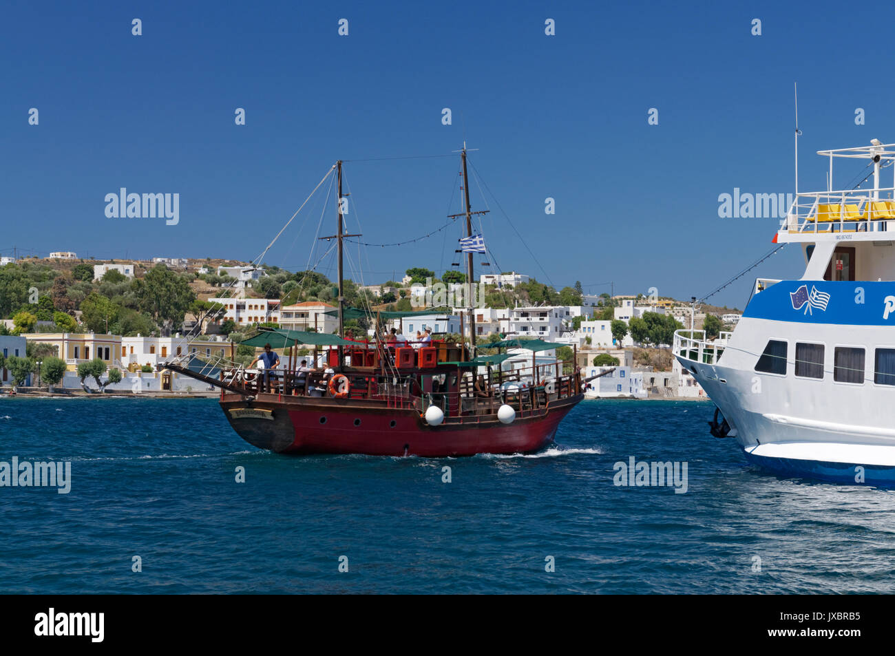 Touristenboot, Aghia Marina, Leros, Dodekanes, Griechenland. Stockfoto