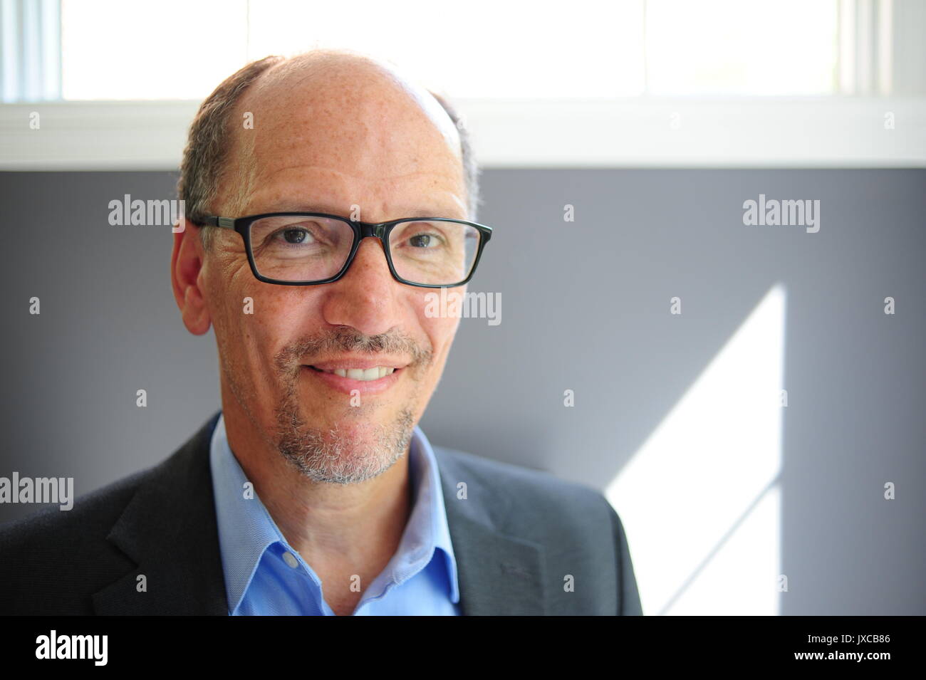 Tom Perez Vorsitzender der Demokratischen Nationalkomitee DNC in seinem Haus in Maryland Stockfoto