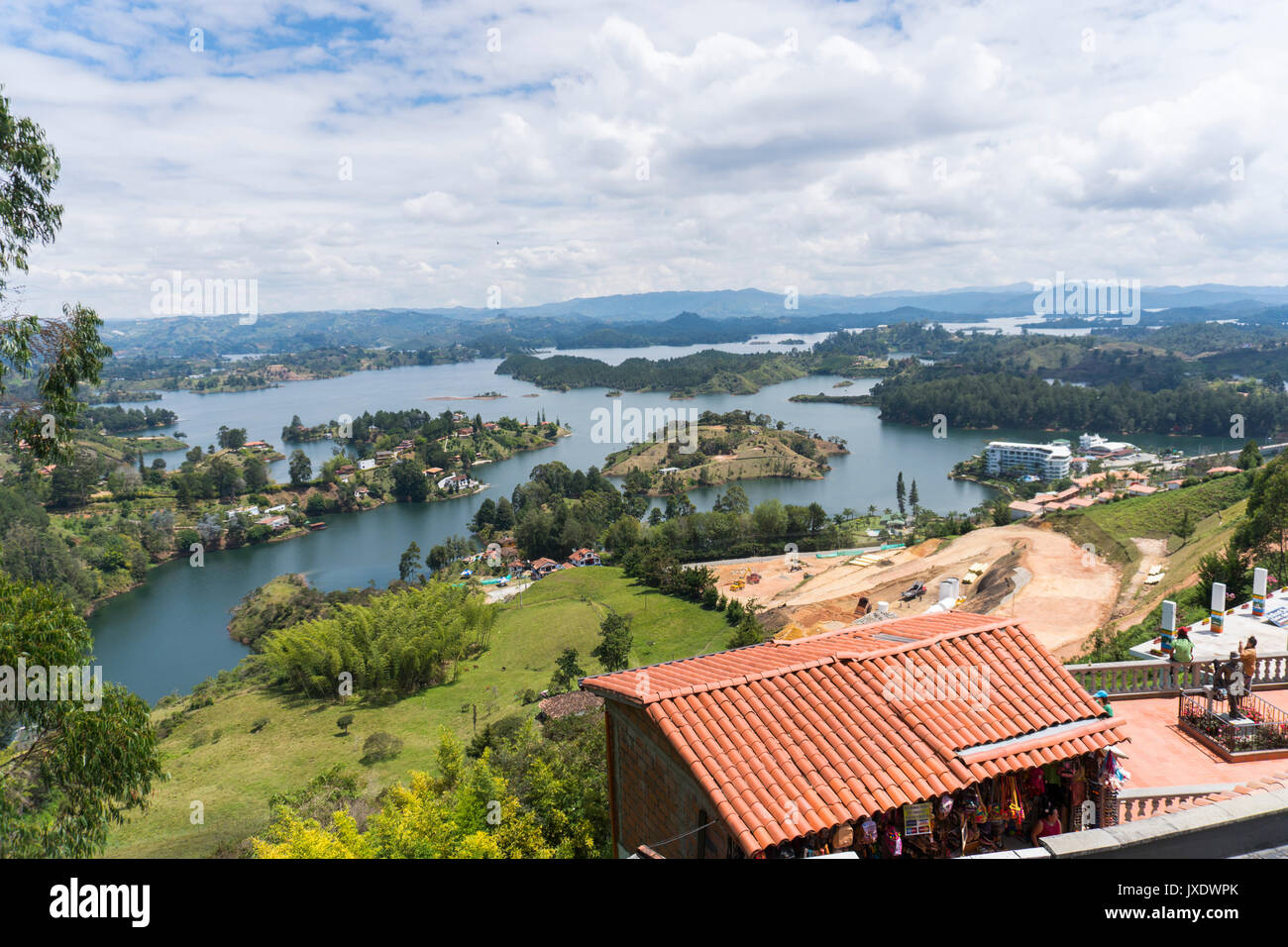 Einen sonnigen Tag in Guatape Stockfoto