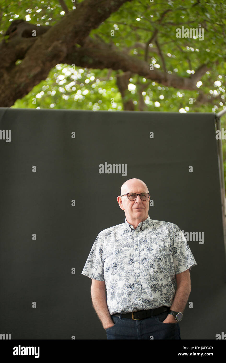 Edinburgh, Großbritannien. 16 Aug, 2017. Quintin Jardine, schottische Autor von drei Kriminalromane erscheinen an der Edinburgh International Book Festival Credit: Lorenzo Dalberto/Alamy leben Nachrichten Stockfoto