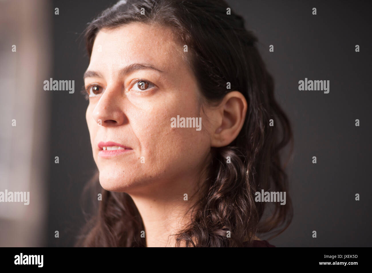 Edinburgh, Großbritannien. 16 Aug, 2017. Samanta Schweblin beim Edinburgh International Book Festival erscheinen. Credit: Lorenzo Dalberto/Alamy leben Nachrichten Stockfoto