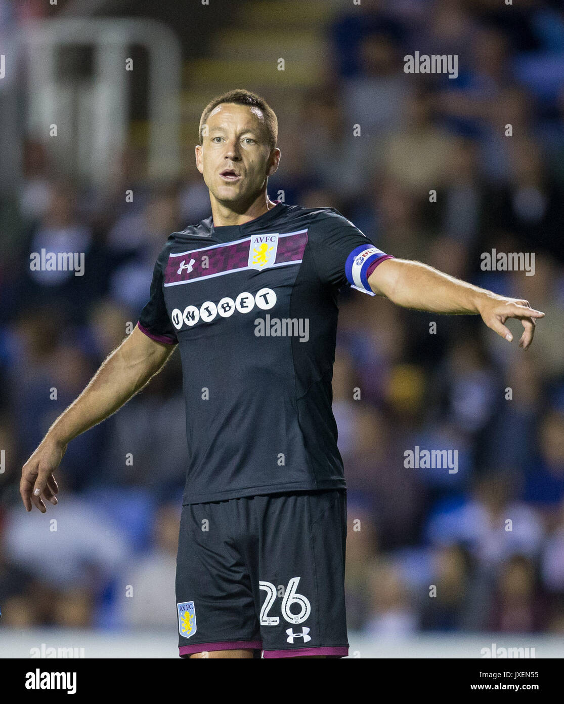 Reading, Großbritannien. 15 Aug, 2017. John Terry von Aston Villa während der Sky Bet Championship Match zwischen Lesen und Aston Villa im Madejski Stadium, Reading, England am 15. August 2017. Foto von Andy Rowland/PRiME Media Bilder. ** Redaktion VERWENDEN SIE NUR FA Premier League und der Football League unterliegen DataCo Lizenz. Credit: Andrew Rowland/Alamy leben Nachrichten Stockfoto