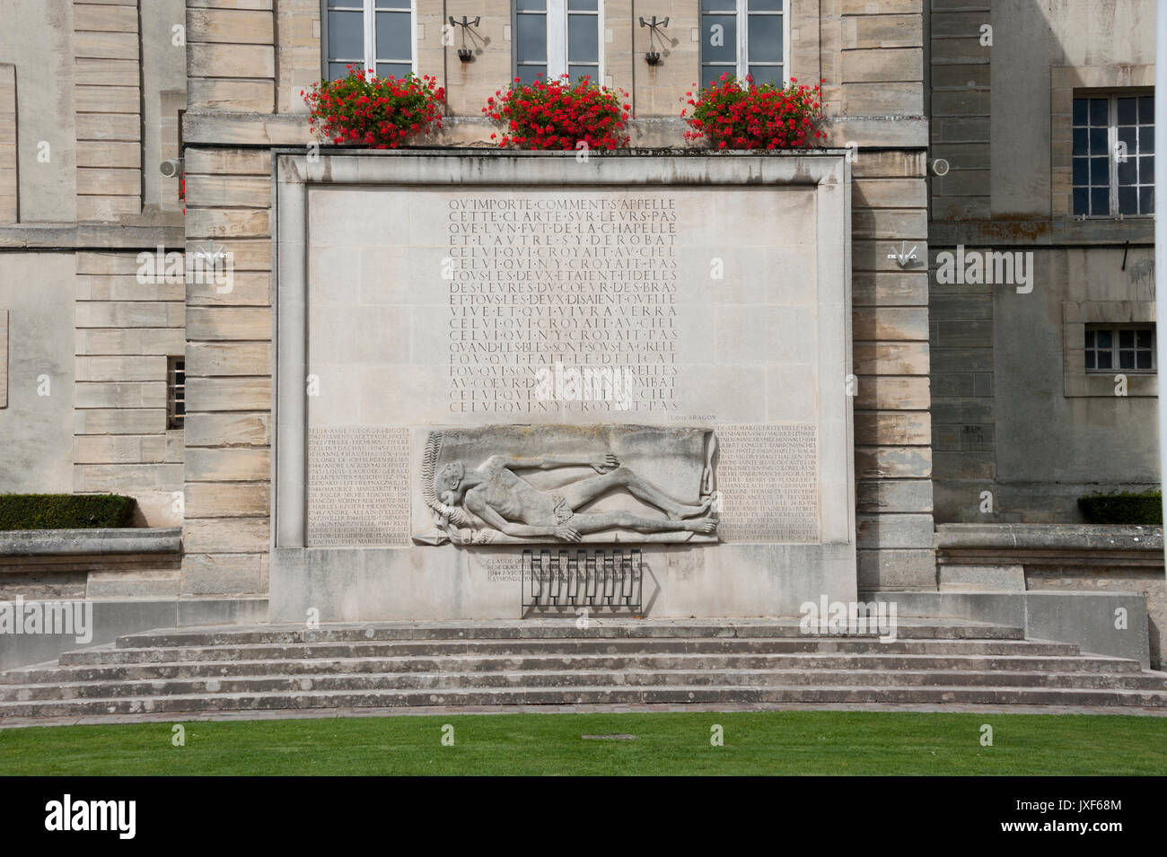 Denkmal für die Kriegstoten und Opfer der Konzentrationslager, rue Larcher, Bayeux, Frankreich Stockfoto