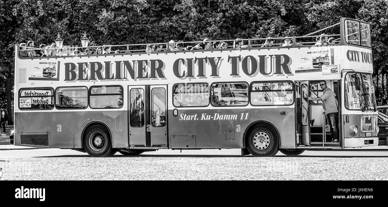 Berlin City Tour Sightseeing Bus-Berlin/Deutschland - am 2. SEPTEMBER 2016 Stockfoto