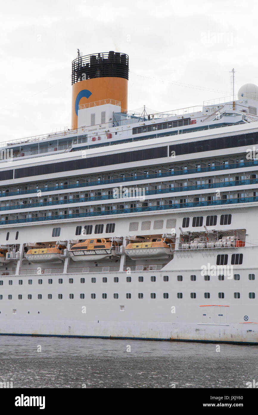Kreuzfahrtschiff Costa Pacifica an den Docks in Gdynia, Polen Anker Stockfoto