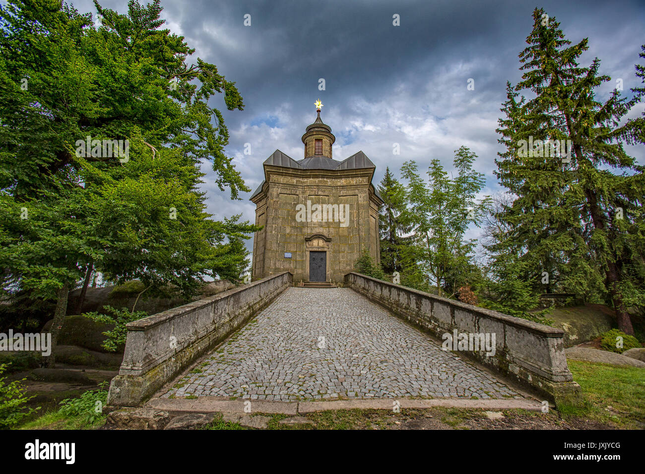 Weihe der Basilika "Santa Maria Maggiore" Kapelle, Broumov Mauern bergen, Star Mountain Stockfoto