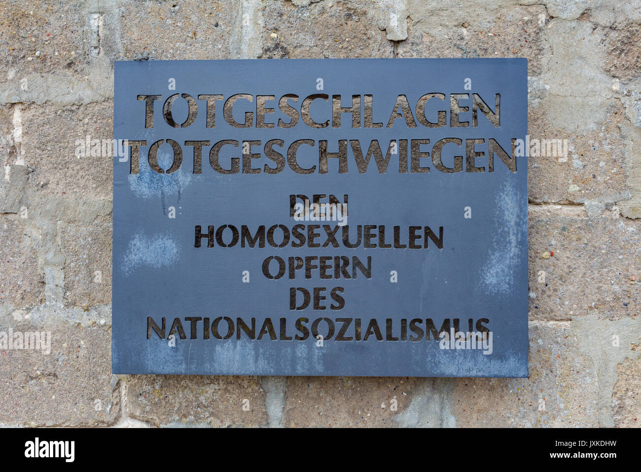 Denkmal für die homosexuellen Opfer des NS-Regimes in Sachsenhausen Concentration Camp Memorial Site Stockfoto