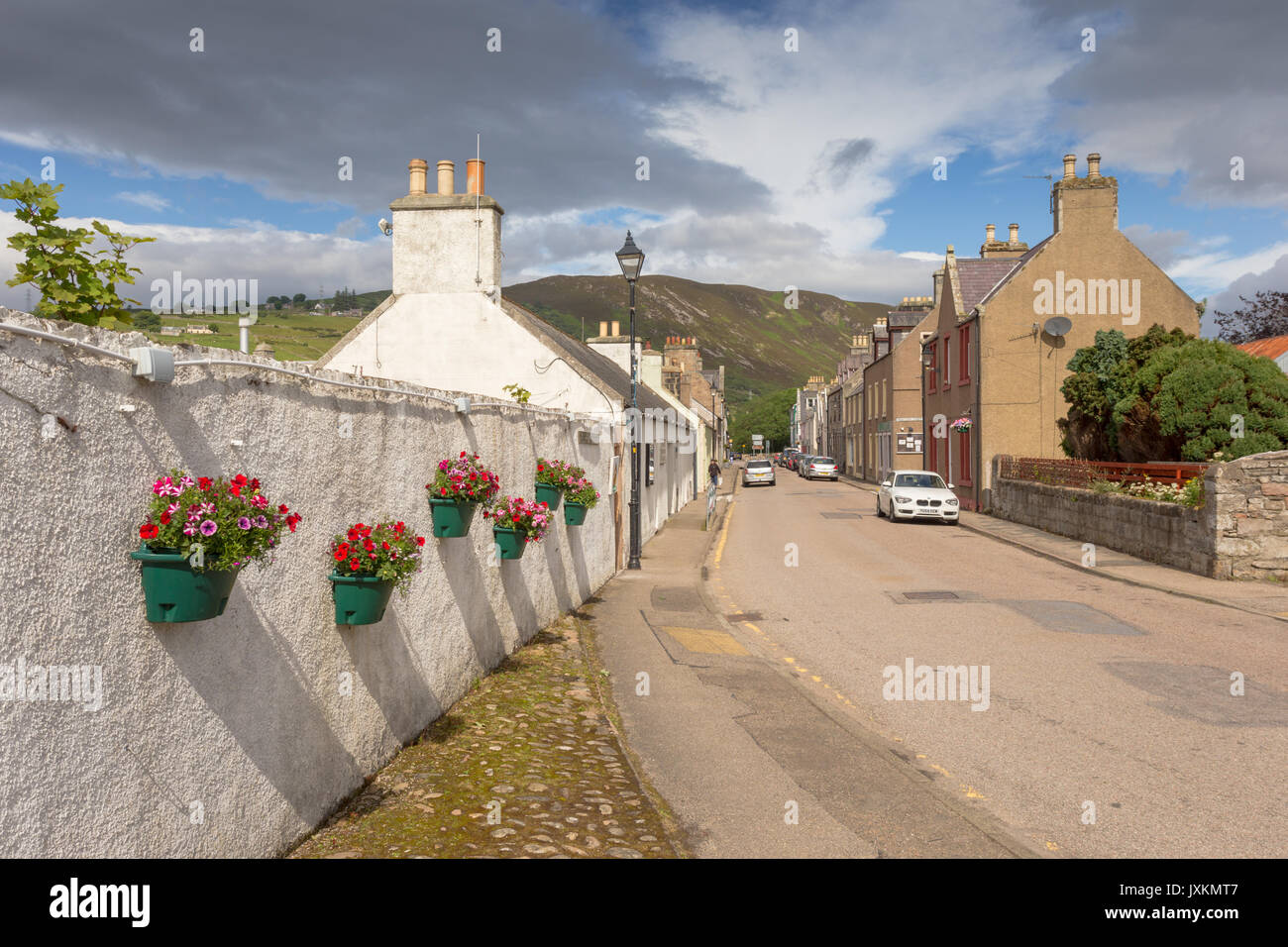 Straße in der Küstenstadt Helmsdale, Schottland Großbritannien Stockfoto