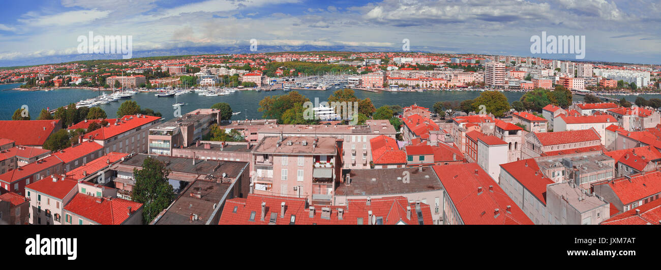 Alte kroatische Stadt Zadar Hafen Panorama Stockfoto