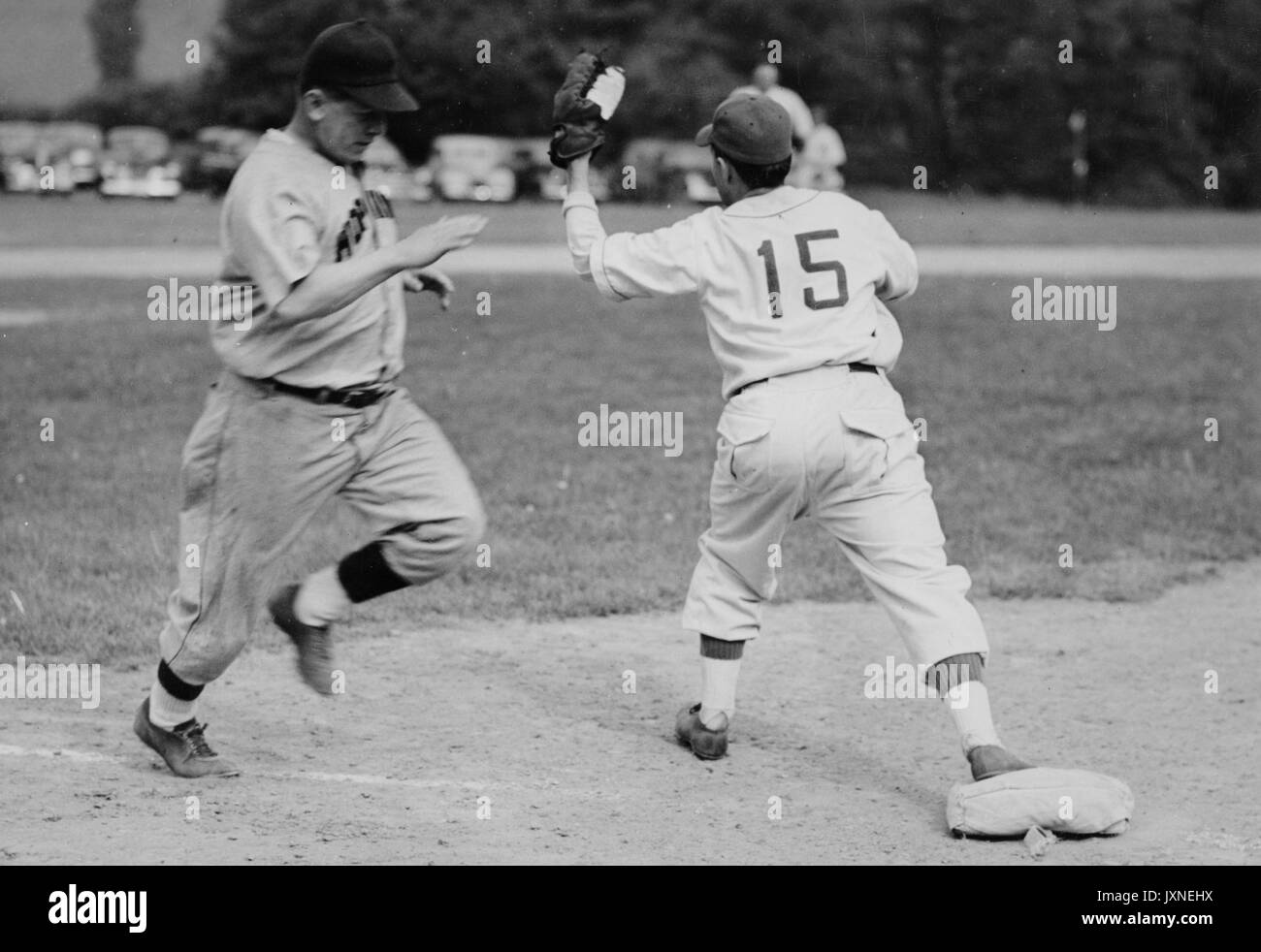 Baseball Action Shot von Hopkins Mann laufen, 1947. Stockfoto