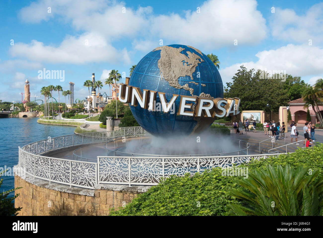 Die universelle Globus am Eingang zu den Universal Studios Orlando, Florida. Stockfoto