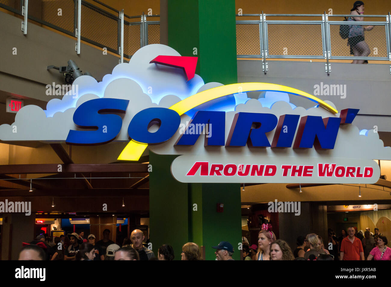 Schild am Eingang zur Attraktion soarin in Epcot, Walt Disney World, Orlando, Florida. Stockfoto