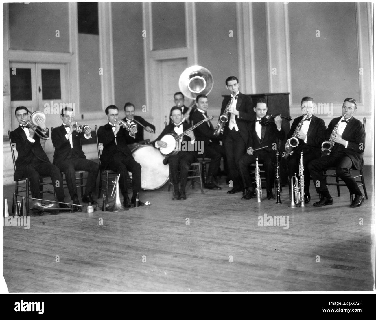 Blue Jay Orchestra, Alton Francis Chamberlain, Donald Vanneman, Martin Jonas Urner, Charles Tovell, Osmar Paul Steinwald, Jack Julius Scherr, Enoch Henry Light, Paul Betz, Bernard Cohen, Gruppenfoto der oben aufgeführten Personen, 1925. Stockfoto