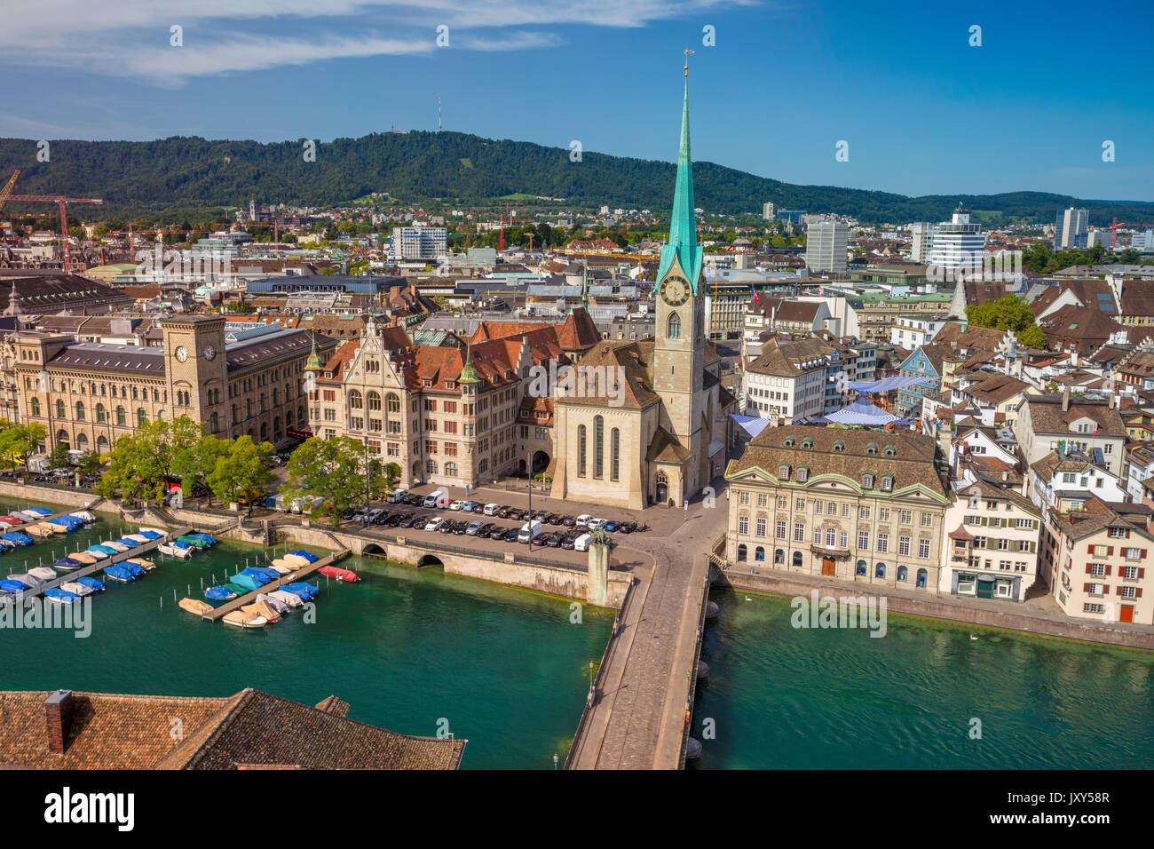 Zürich. Luftbild von Zürich, Schweiz während der sonnigen Sommermorgen. Stockfoto