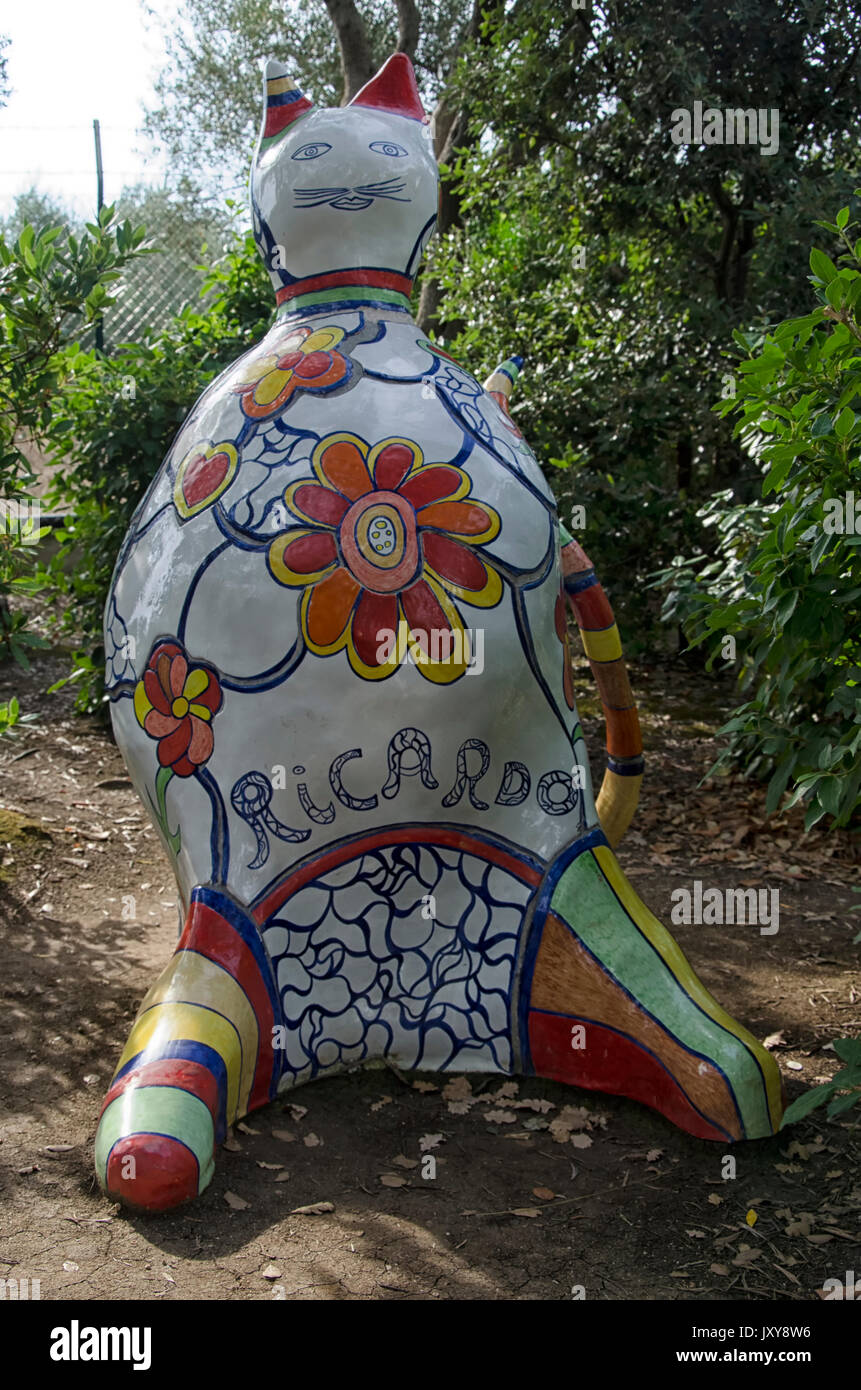 Bunte skulpturen Fotos und Bildmaterial in hoher Auflösung Alamy