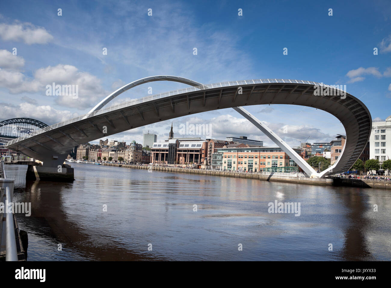 Gateshead Millenium Bridge, Newcastle, North East, England, Großbritannien Stockfoto