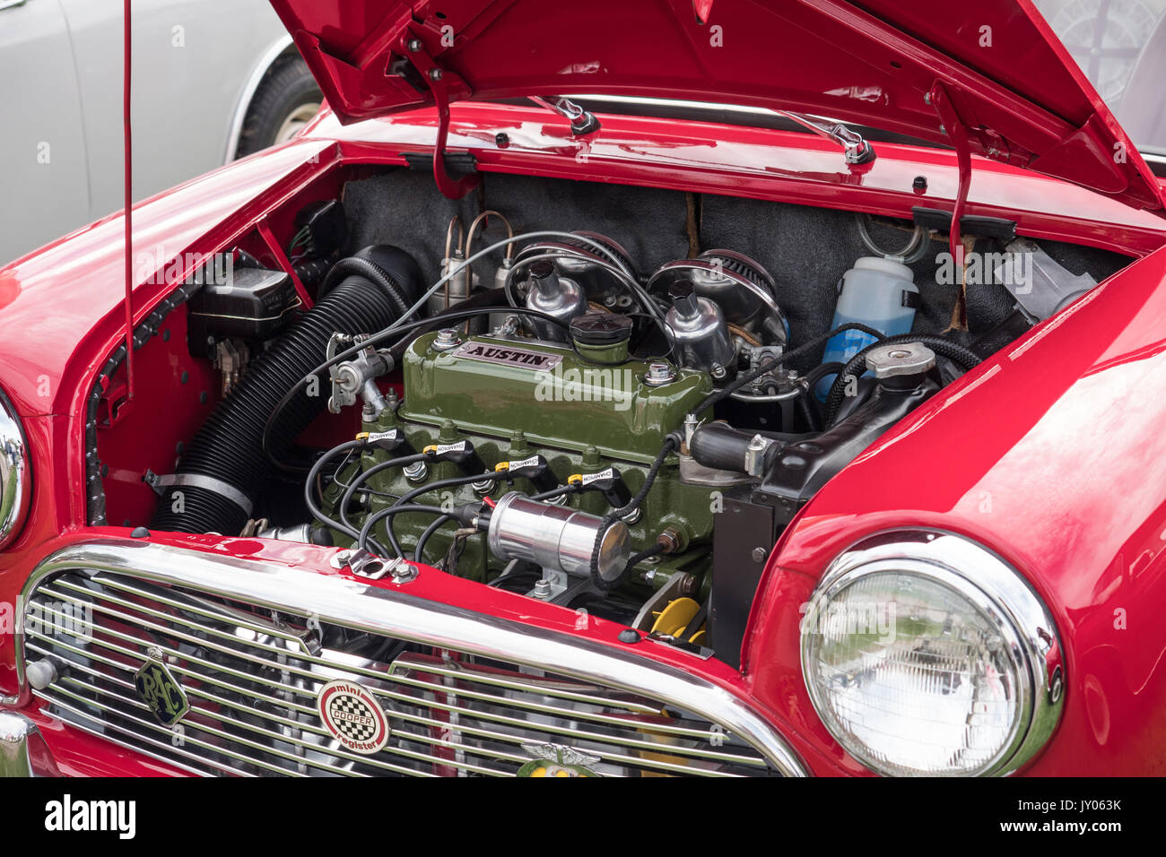 Austin Mini Motor auf der Malvern Herbst zeigen, drei Grafschaften Showground, Worcestershire, England. Vereinigtes Königreich. Stockfoto