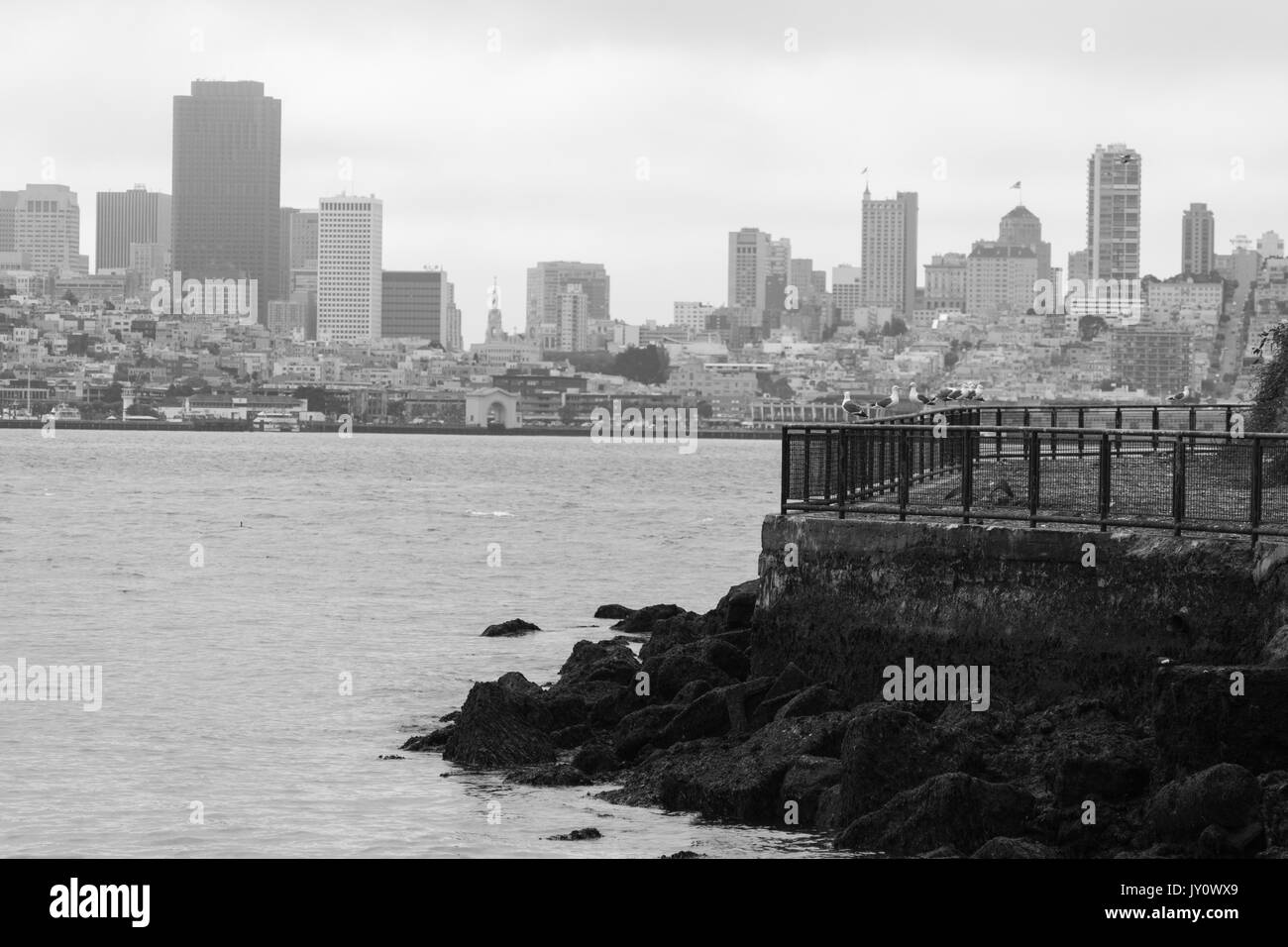 Blick auf San Francisco Festland von Alcatraz Island Stockfoto