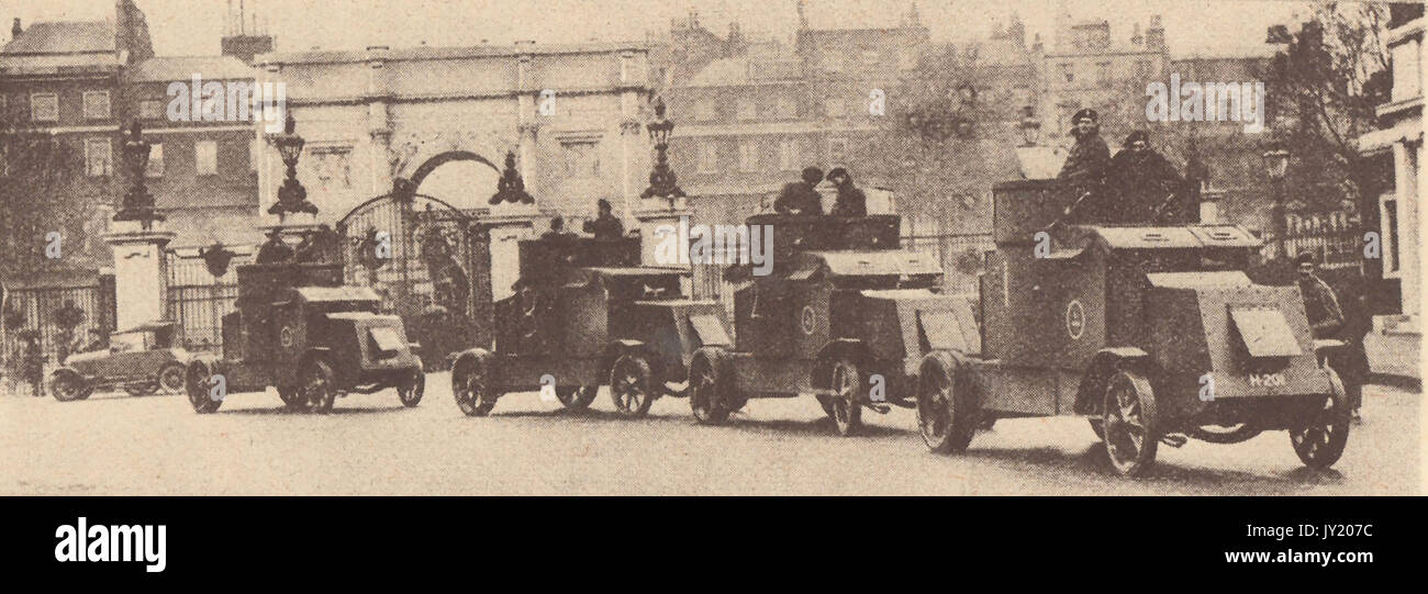 1926 Generalstreik - gepanzerte Fahrzeuge außerhalb des Buckingham Palace, London Stockfoto