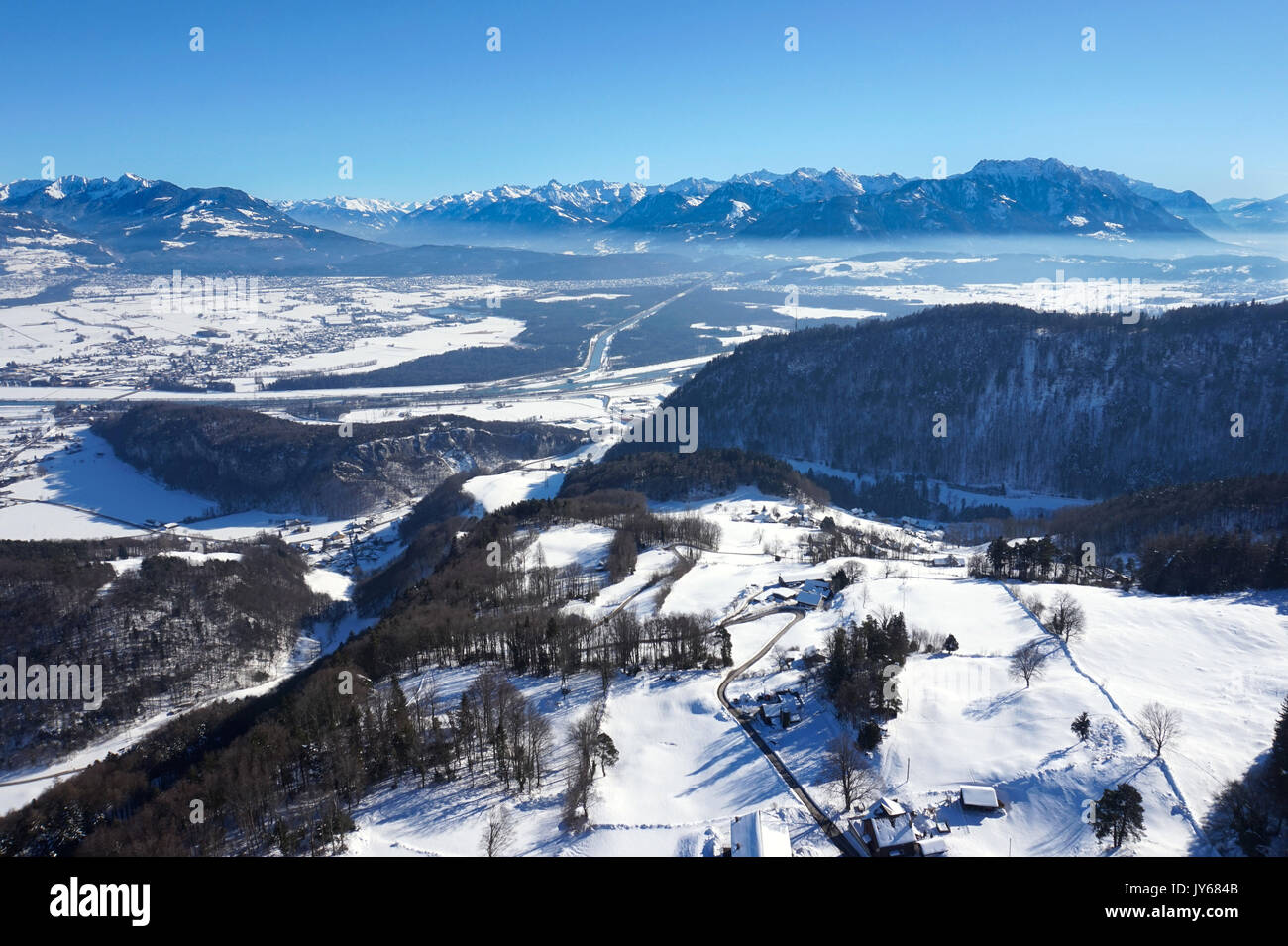 Luftbild Rheintal Alpen Richtung Österreich im Winter *** Local Caption *** Alpen, Schweizer Alpen, Meiningen, Österreich, Rankwell, Oberriet, Appenzell, Schweiz Stockfoto