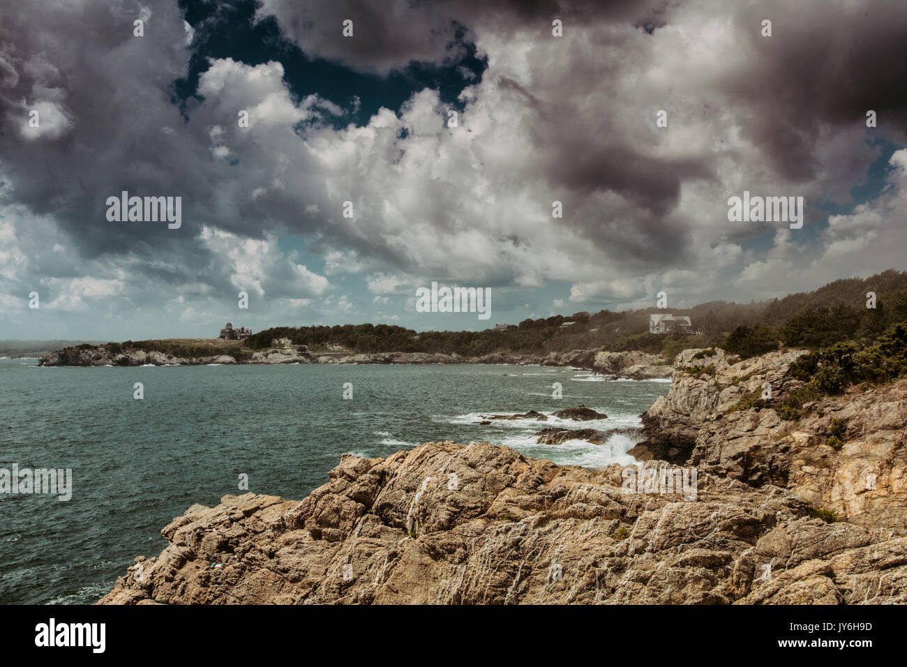 Heben Nebel weg von Fort Wetherill in Jamestown, RI. Stockfoto