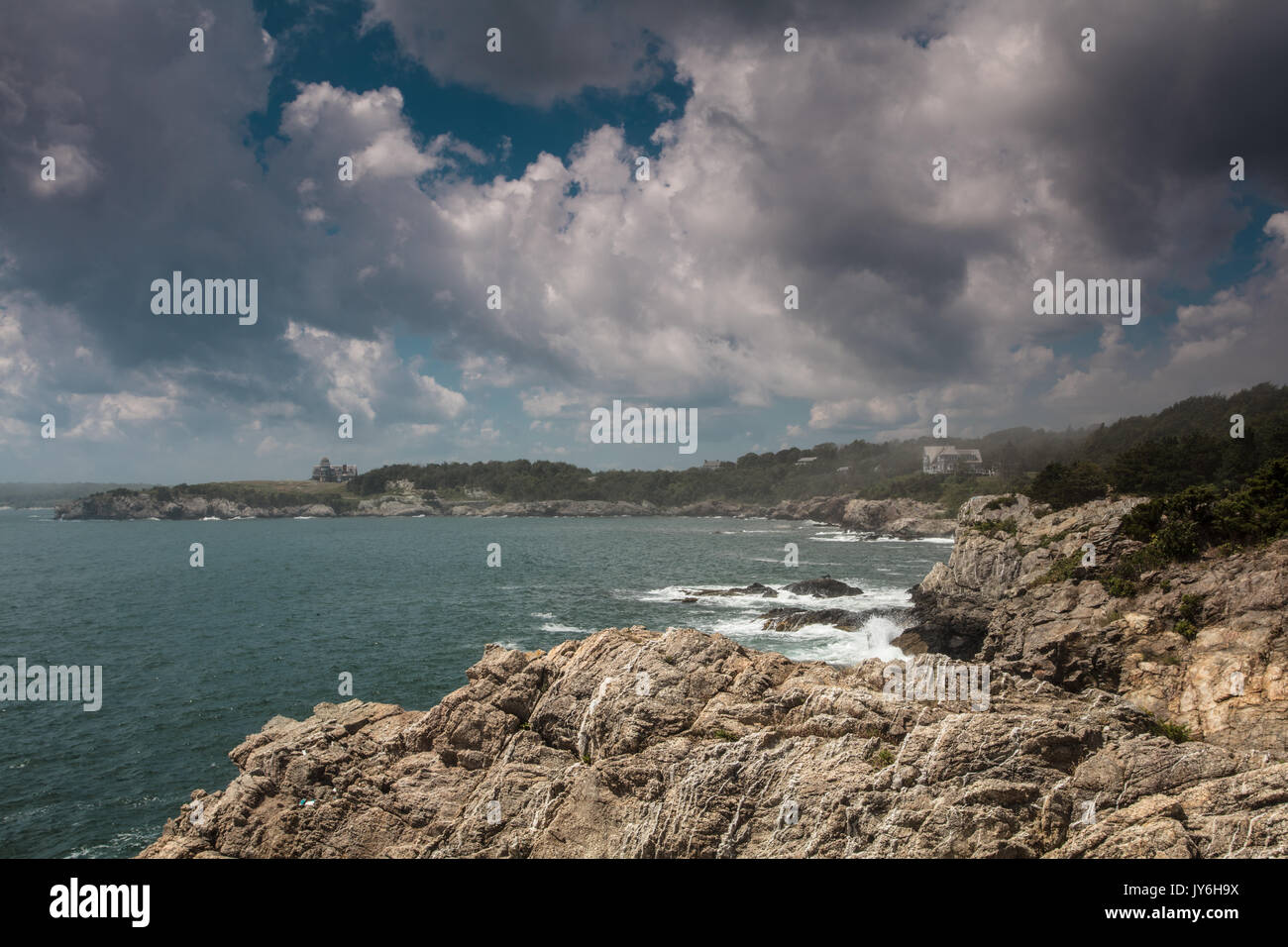 Heben Nebel weg von Fort Wetherill in Jamestown, RI. Stockfoto