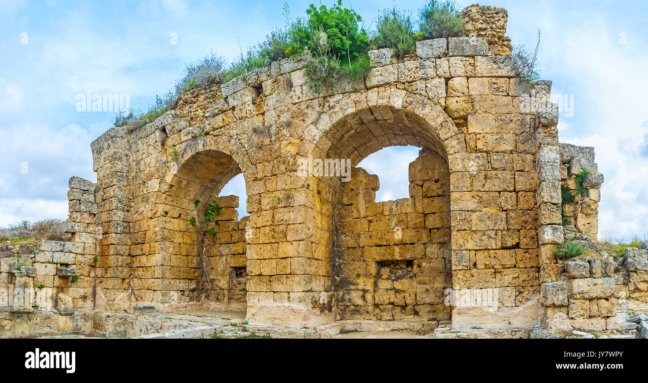 Antalya Vorort ist reich an archäologischen Stätten, Perge ist einer der populärsten unter den Touristen, die Türkei. Stockfoto