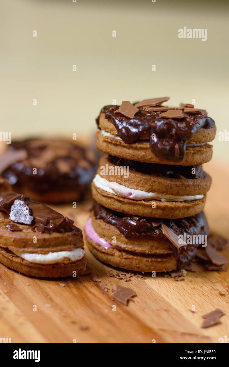 Stapel von Zimt und Marshmallow sandwich Cookies Stockfoto
