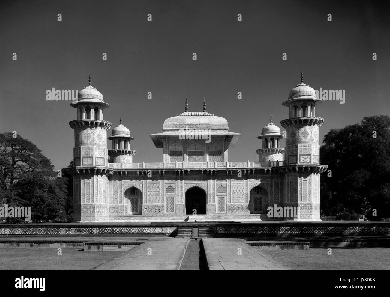 AJAXNETPHOTO. 2. Januar, 1922. AGRA, Indien. - Grab von Itmad-ud-DOWLAH. Foto: T.J. SPOONER COLL/AJAX VINTAGE BILDARCHIV REF; 19220201 PL 45 Stockfoto