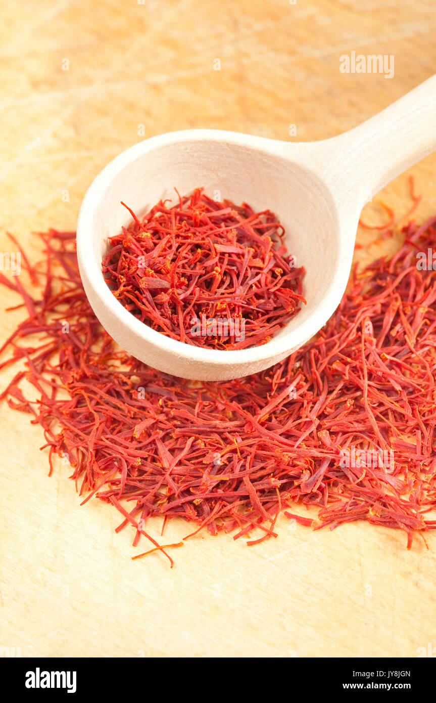 Safran stillleben -Fotos und -Bildmaterial in hoher Auflösung – Alamy