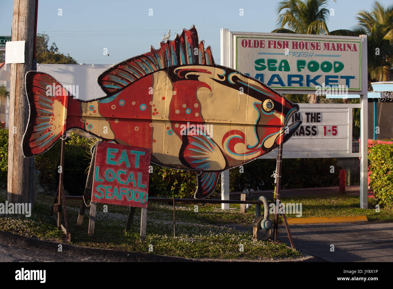 Blick auf den Kanal in Matlacha, Florida, United States Stockfoto