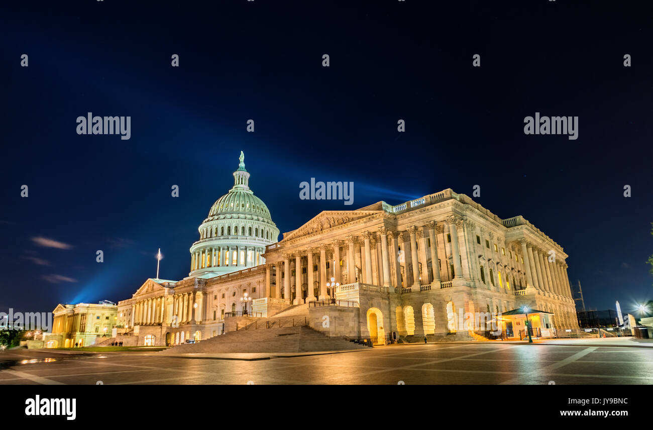 Der United States Capitol Building in der Nacht in Washington, DC Stockfoto