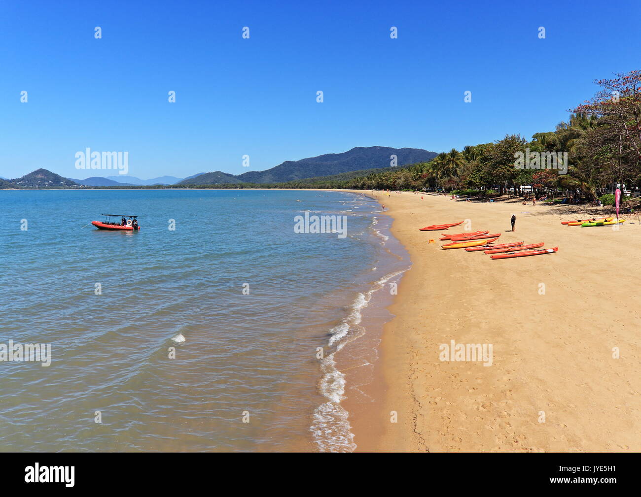 Palm Cove Beach Wassersport Aktivitäten Stockfoto