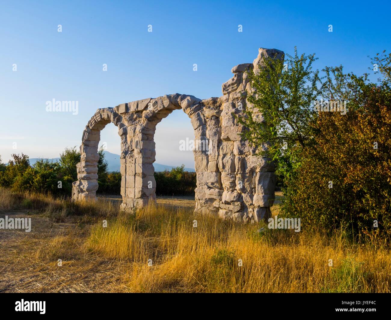 Burnum in Kroatien ex-römischen Antike Mauer aus Stein Stockfoto