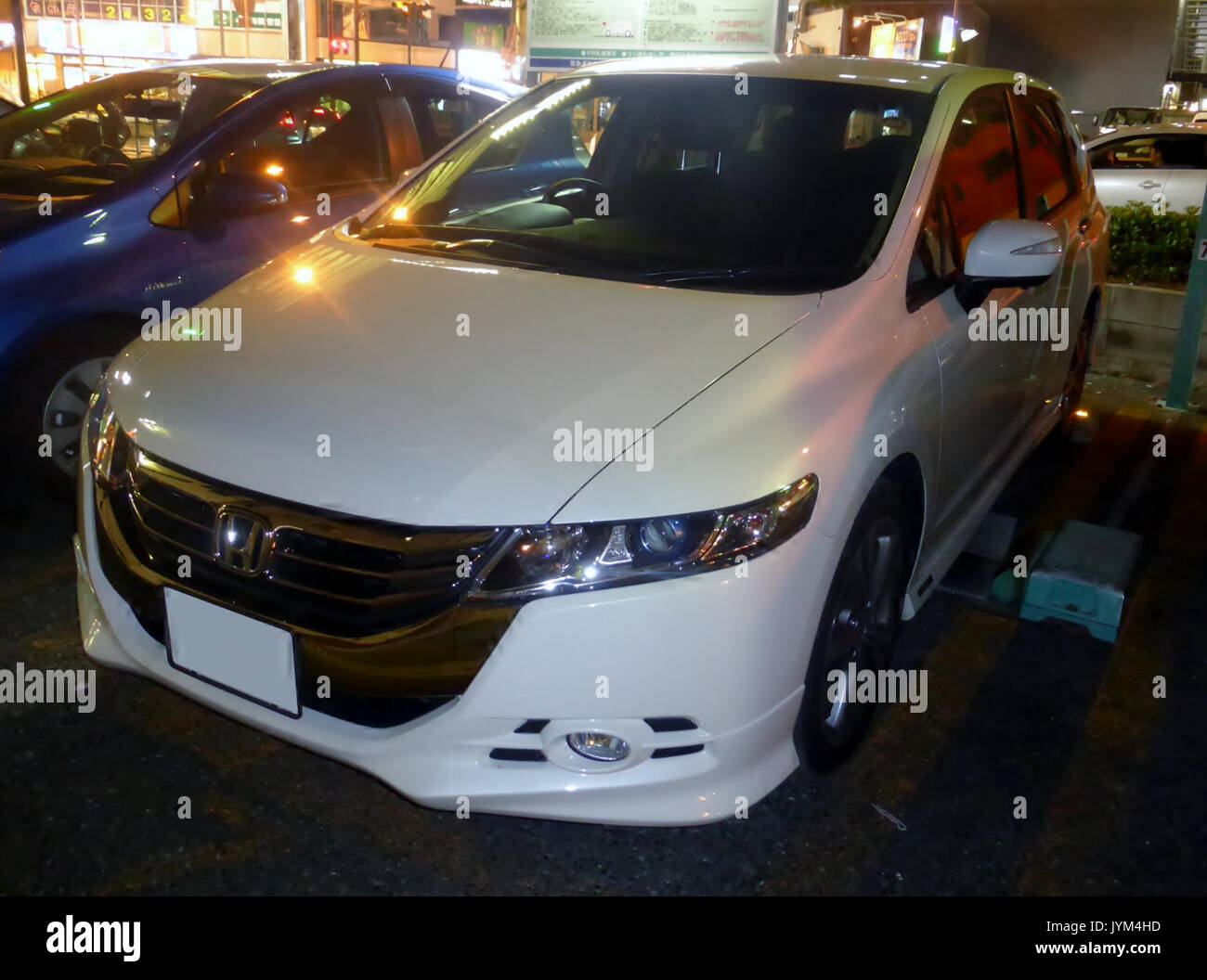 4. generation Honda Odyssey bei Nacht vorne Stockfoto