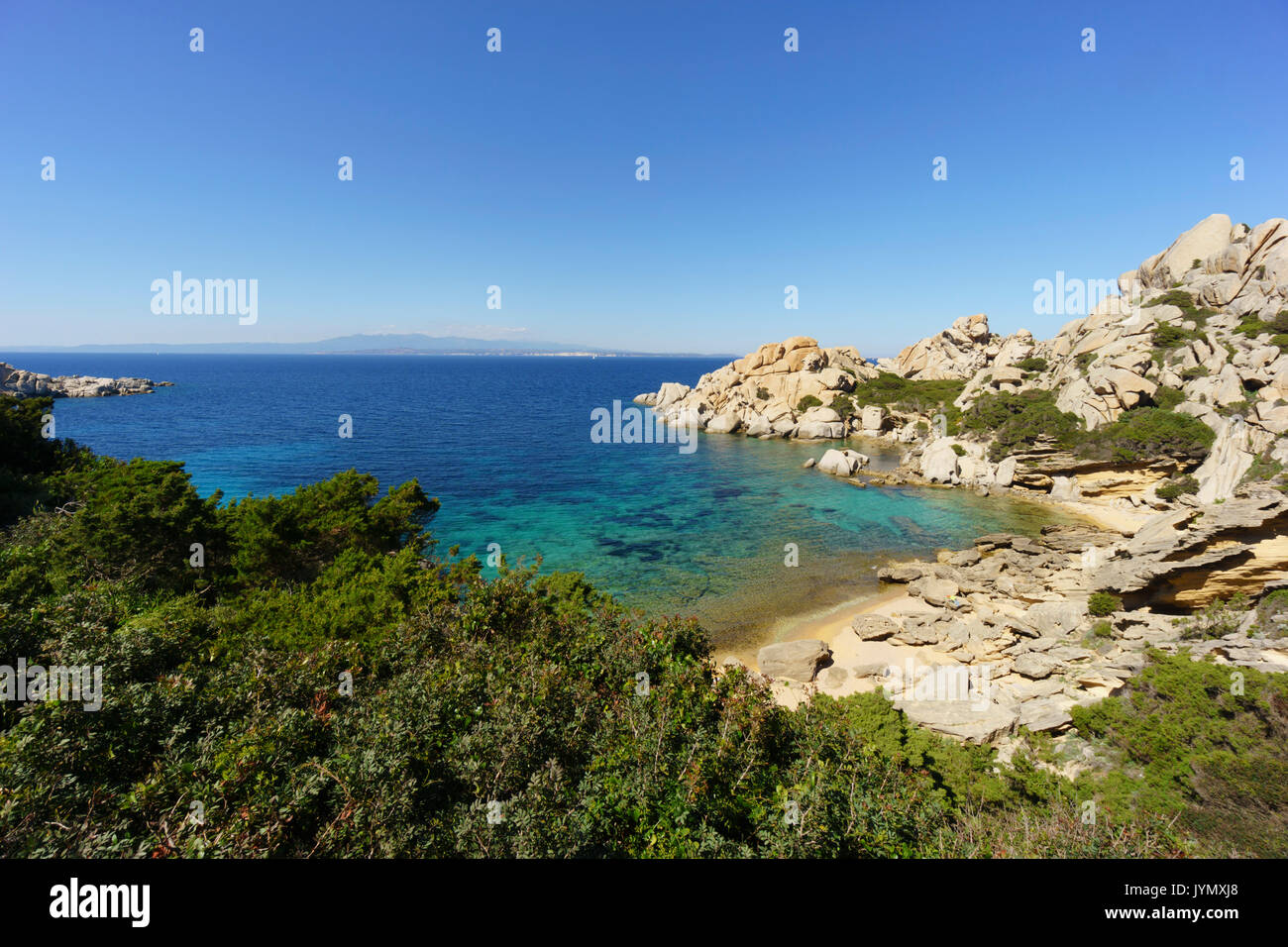 Italien, Sardinien - Capo Testa. Santa Teresa Gallura. Naturschutzgebiet, Leuchtturm, Felsen, Strände, schöne Fleckchen Erde. Cala Spinosa Bay. Stockfoto