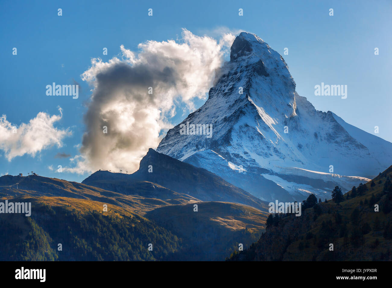Matterhorn gegen Sonnenuntergang in den Schweizer Alpen, Zermatt, Schweiz Stockfoto