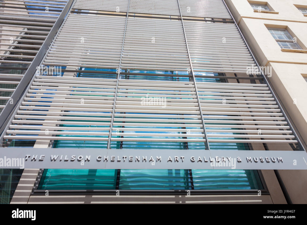 Äußere vordere Ansicht des Wilson Cheltenham Art Gallery & Museum, Glos, Großbritannien Stockfoto