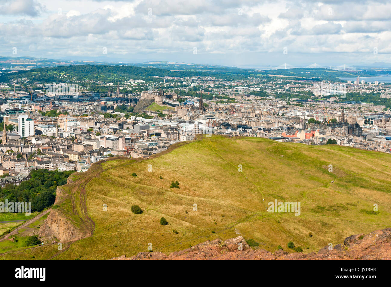 Die Aussicht von der Arthur Seat, Holyrood Park, dem Edinburgh, Schottland. Stockfoto