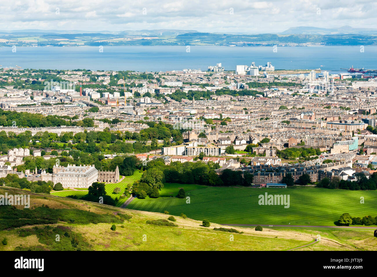 Die Aussicht von der Arthur Seat, Holyrood Park, dem Edinburgh, Schottland. Stockfoto