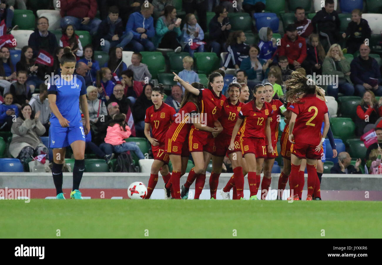 Belfast, Nordirland. 20 Aug, 2017. Nationale Fußball-Stadion im Windsor Park, Belfast, Nordirland, Irland. 20 Aug, 2017. UEFA U19-Europameisterschaft der Frauen Endg. - Frankreich 2 Spanien 3. Spaniens Damaris Egurrola (6) ausgeglichen, um es 2-2. Quelle: David Hunter/Alamy leben Nachrichten Stockfoto